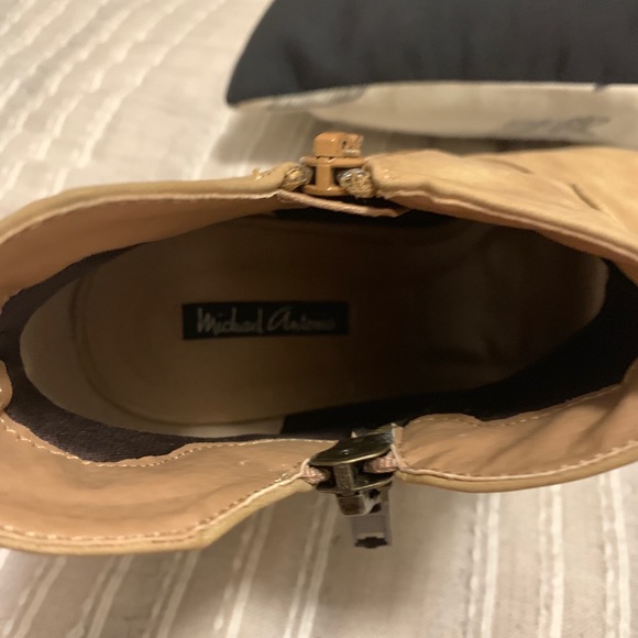 Michael Antonio Heels - Picture 6 of 6